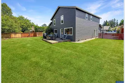 1040 SW Tall Oaks Dr, McMinnville, OR 97128 - Photo 24
