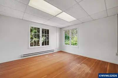 811 SW Jefferson Av, Corvallis, OR 97333 - Photo 2