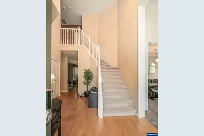 595 Harbourtown Ct SE, Salem, OR 97306 - Photo 4