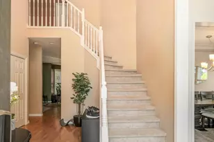 595 Harbourtown Ct SE, Salem, OR 97306 - Photo 4