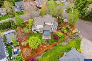 2520 NW Pinehurst Dr, McMinnville, OR 97128 - Photo 40