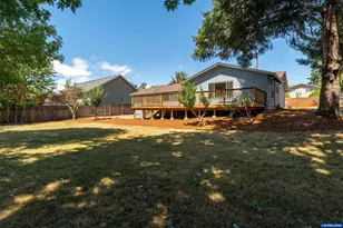 283 NW Reed Ln, Dallas, OR 97338 - Photo 36