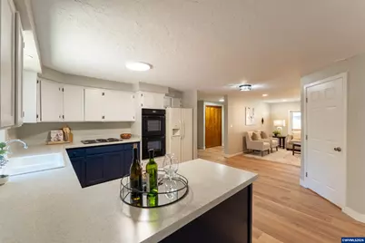 283 NW Reed Ln, Dallas, OR 97338 - Photo 10