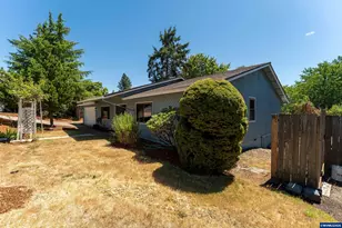 283 NW Reed Ln, Dallas, OR 97338 - Photo 2