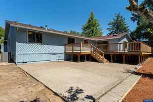 283 NW Reed Ln, Dallas, OR 97338 - Photo 38