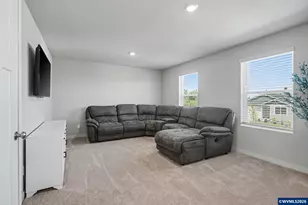2602 Mount St Helens Ave SE, Salem, OR 97302 - Photo 32