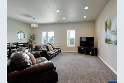 542 E Elm Lp, Gervais, OR 97026 - Photo 4