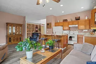 5845 Cinnibar St SE, Salem, OR 97306 - Photo 16
