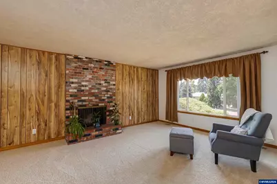 19565 SW Southview Pl, Aloha, OR 97078 - Photo 6
