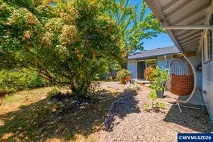 2894 SE Glenn St, Corvallis, OR 97333 - Photo 32
