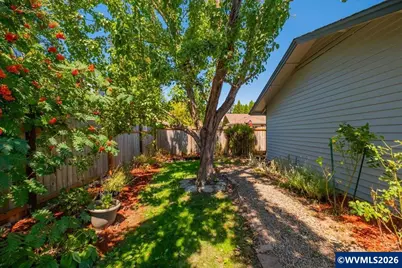 2894 SE Glenn St, Corvallis, OR 97333 - Photo 36