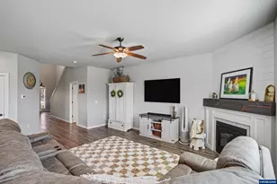 556 SE Lines St, Dallas, OR 97338 - Photo 18