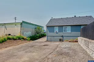 210 N First Ave, Stayton, OR 97383 - Photo 10