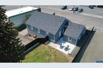 210 N First Av, Stayton, OR 97383 - Photo 12