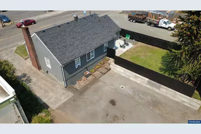 210 N First Av, Stayton, OR 97383 - Photo 8