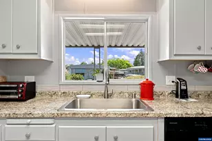 277 NE Conifer #50 Bl, Corvallis, OR 97330 - Photo 22