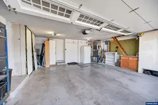 1032 23rd St NE, Salem, OR 97301 - Photo 34