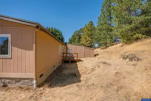 36298 Blueberry Dr, Lebanon, OR 97355 - Photo 30