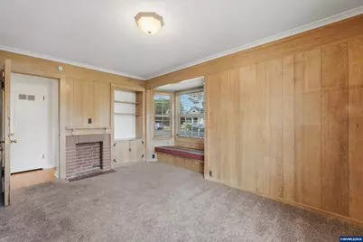 387 SW Court St, Dallas, OR 97338 - Photo 18