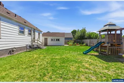 489 D St, Independence, OR 97351 - Photo 42