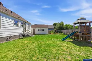 489 D St, Independence, OR 97351 - Photo 42