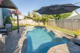 822 Merlot Ave NE, Keizer, OR 97303 - Photo 6