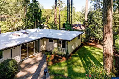 3316 NW Firwood Dr, Corvallis, OR 97330 - Photo 2