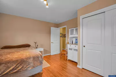 325 Ash St, Silverton, OR 97381 - Photo 34