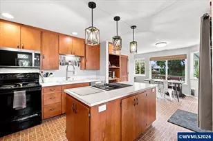 1818 NW Broadway St, Albany, OR 97321 - Photo 16