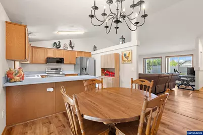2010 48th Av SE, Albany, OR 97322 - Photo 12