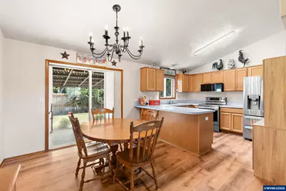 2010 48th Av SE, Albany, OR 97322 - Photo 10
