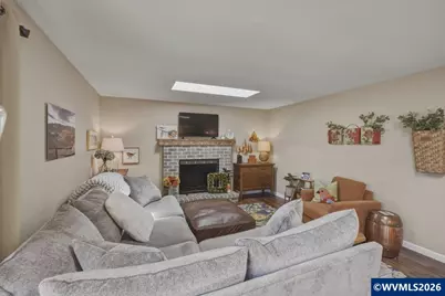 1555 Justice St S, Salem, OR 97306 - Photo 12