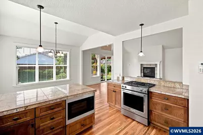 1096 8th Av SW, Albany, OR 97321 - Photo 12
