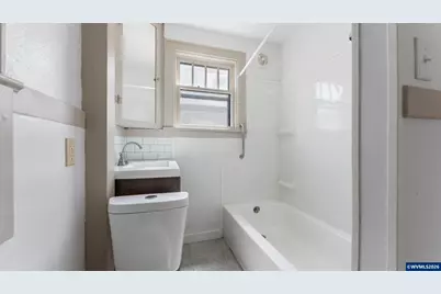 1640 5th St NE, Salem, OR 97301 - Photo 18