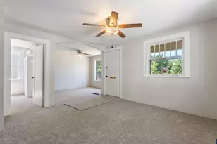 1640 5th St NE, Salem, OR 97301 - Photo 6