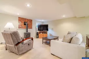 821 6th Ave SW, Albany, OR 97321 - Photo 28