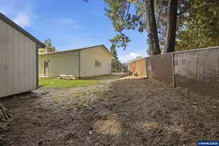 2800 Dahlia Ln, Eugene, OR 97404 - Photo 32