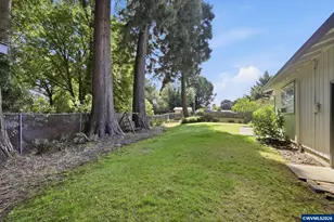 2800 Dahlia Ln, Eugene, OR 97404 - Photo 34