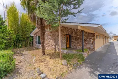 151 W Washington (Ste B - 1800 Sf) St #Ste b - 1800 SF, Stayton, OR 97383 - Photo 2