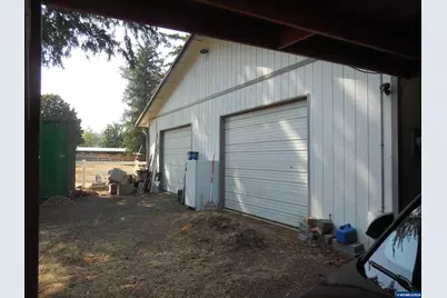 341 Locust St, Lyons, OR 97360 - Photo 8