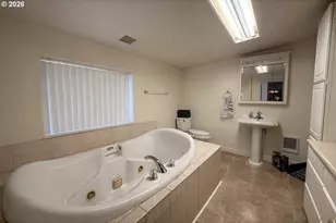 1203 Oak St, Amity, OR 97101 - Photo 16