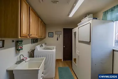 520 W Holley Rd, Sweet Home, OR 97386 - Photo 24