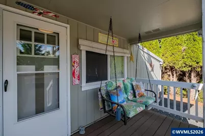 520 W Holley Rd, Sweet Home, OR 97386 - Photo 10