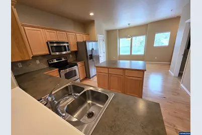 5985 Blue River Dr SE, Salem, OR 97306 - Photo 26