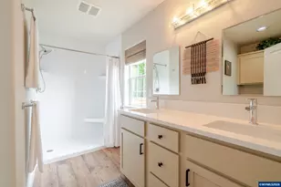 82 Weldwood Dr, Lebanon, OR 97355 - Photo 22