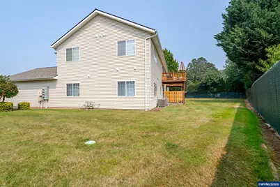82 Weldwood Dr, Lebanon, OR 97355 - Photo 36
