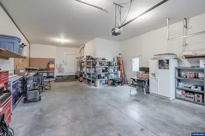 1390 Gwinn St E, Monmouth, OR 97361 - Photo 42