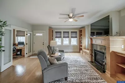 1390 Gwinn St E, Monmouth, OR 97361 - Photo 6