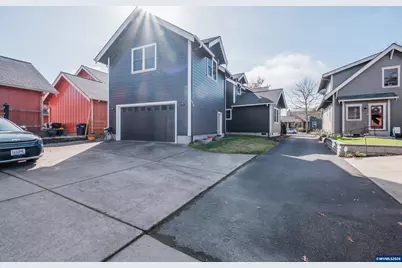 1390 Gwinn St E, Monmouth, OR 97361 - Photo 48