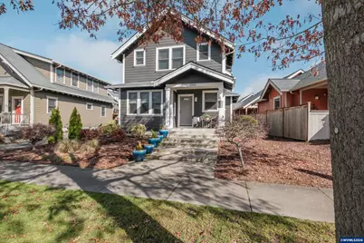 1390 Gwinn St E, Monmouth, OR 97361 - Photo 2